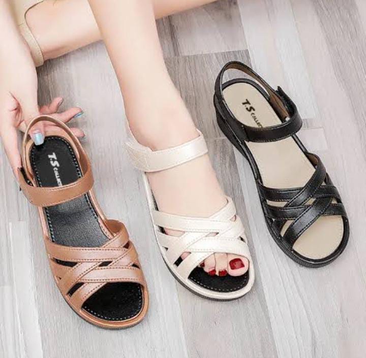 Women's Cross Strap Flat Sandal